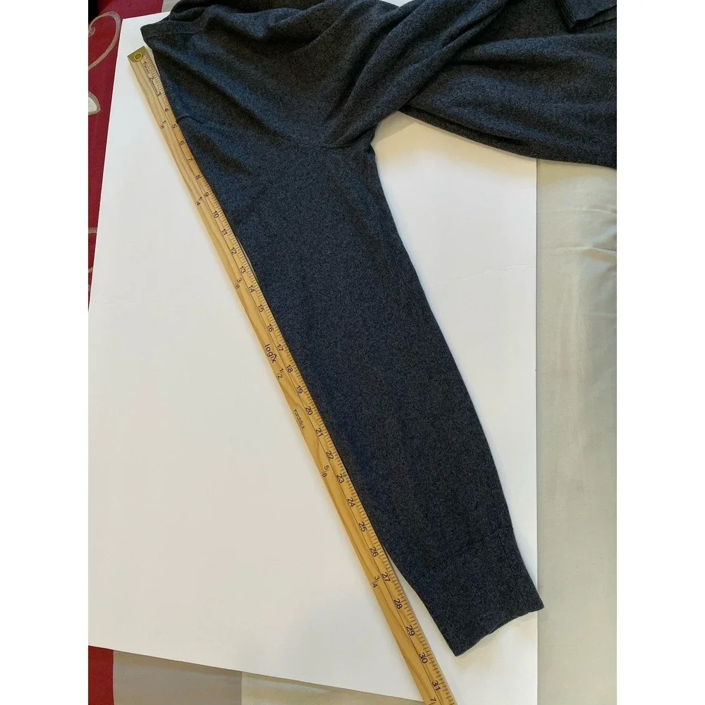 Banana Republic Luxury Blend Sweater Mens Large V-Neck Silk Cashmere Blend